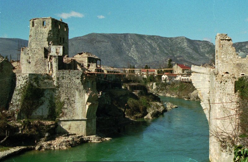 Ποιος ήταν ο Κροάτης σφαγέας που ήπιε δηλητήριο στο δικαστήριο της Χάγης | iefimerida.gr 1