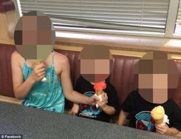 Τρίχρονο αγοράκι σε θέση οδηγού -Η μεθυσμένη μητέρα του έπεσε έξω από φορτηγάκι [εικόνες] | iefimerida.gr 3