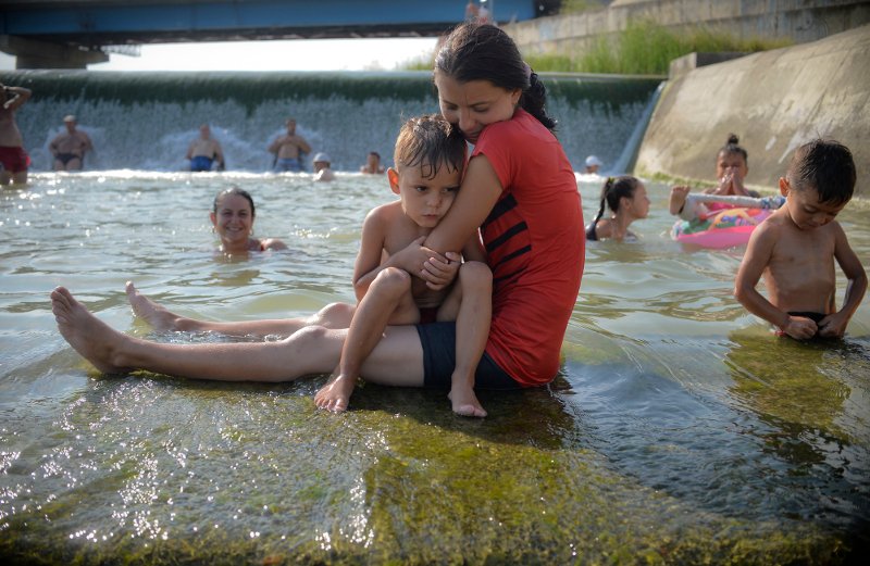 Στο «φούρνο» η νότια Ευρώπη – Ανελέητος ο καύσωνας από την Ιβηρική μέχρι τα Βαλκάνια [εικόνες & βίντεο]  | iefimerida.gr 5