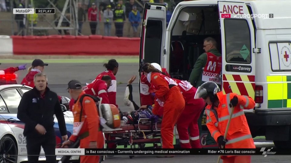 Τρομακτική σύγκρουση στο MotoGP -Γλίτωσαν από θαύμα οι δύο οδηγοί [βίντεο] | iefimerida.gr 1