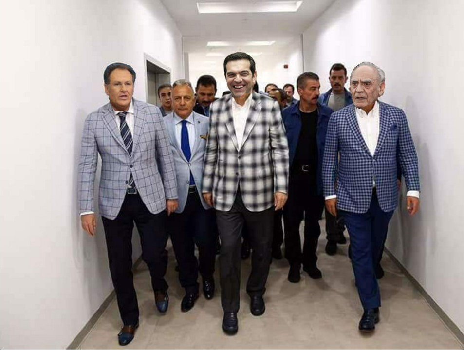 Το Twitter διασκεδάζει με τον Τσιπρ-Ανδρέα: «Θα μαλλιοτραβιέται με τη Μιμή στο μνήμα!» [εικόνες] | iefimerida.gr 0