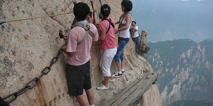 Τα 7 πιο επικίνδυνα τουριστικά σημεία στον κόσμο [εικόνες] | iefimerida.gr 1