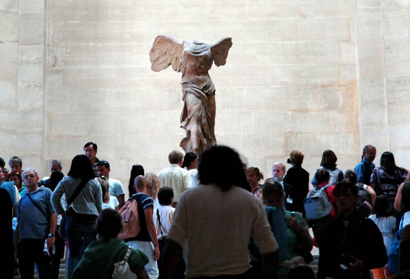 Ασφαλίζουν το Λούβρο και το Ορσέ -Υπερχείλισε ο Σηκουάνας, «φυγαδεύουν» τα έργα τέχνης | iefimerida.gr 4