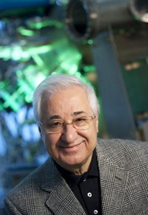 Ελληνας καθηγητής πανεπιστημίου διεκδικεί δικαστικά αμύθητο ποσό από την Apple – Τι καταγγέλλει [εικόνες] | iefimerida.gr 1