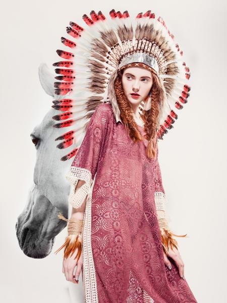 MOUTAKI: Οι 2 αδελφές που φτιάχνουν τα πιο boho ελληνικά γυναικεία ρούχα [εικόνες] | iefimerida.gr 0