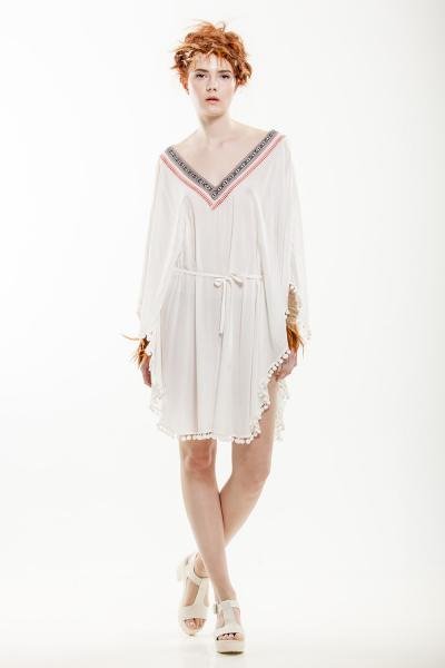 MOUTAKI: Οι 2 αδελφές που φτιάχνουν τα πιο boho ελληνικά γυναικεία ρούχα [εικόνες] | iefimerida.gr 4