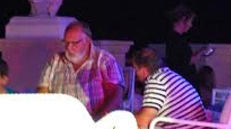 Αγνώριστος ο Θεόδωρος Πάγκαλος -Εχει αφήσει μούσι! [εικόνα] | iefimerida.gr 1