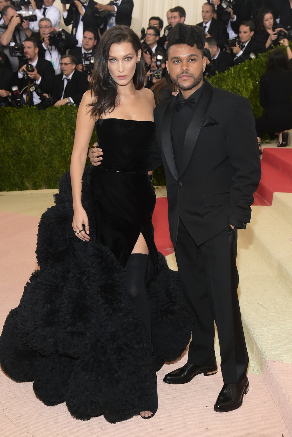 Χώρισε η Μπέλα Χαντίντ με τον ράπερ The Weeknd -Μετά από ενάμιση χρόνο σχέσης [εικόνες] | iefimerida.gr 1
