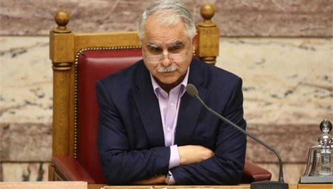 Εκπληξη: Ο Γιάννης Μπαλάφας φόρεσε γραβάτα! [εικόνες] | iefimerida.gr 2