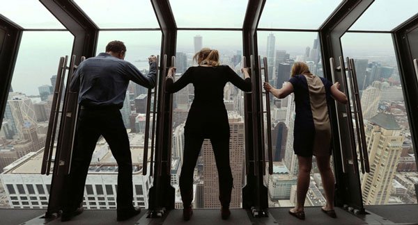 Το πιο τρομακτικό μπαλκόνι που «αιωρείται» από τον 94ο όροφο -Μετακινείται 30 μοίρες και προκαλεί ίλιγγο [εικόνες&βίντεο] | iefimerida.gr 0