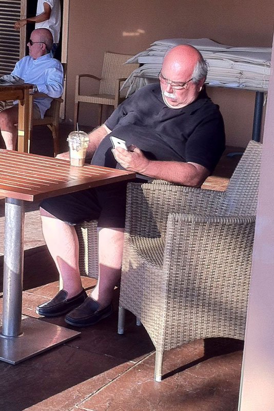 Ο Νίκος Βούτσης για μπάνιο στο Σούνιο [εικόνες] | iefimerida.gr 2