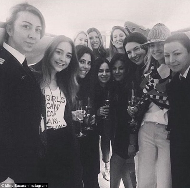 Τραγωδία στο μπάτσελορ: Νεκρή η νύφη-σταρ του Instagram και οι φίλες της -Συνετρίβη το αεροσκάφος [εικόνες] | iefimerida.gr 2