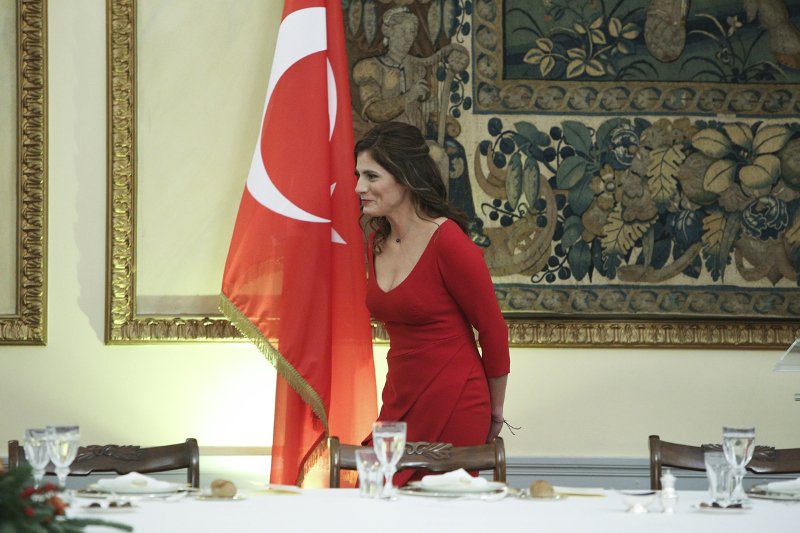 Το παρασκήνιο του δείπνου στο Προεδρικό -Ο αγέλαστος Ερντογάν, τα πηγαδάκια, οι καλοντυμένες κυρίες [εικόνες] | iefimerida.gr 27