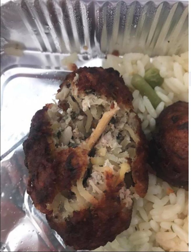 Οι κεφτέδες με τα ξυλάκια / Φωτογραφία: Facebook