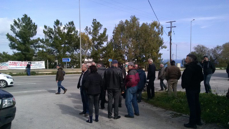 Στους δρόμους οι αγρότες και στα Χανιά [εικόνες] | iefimerida.gr 0