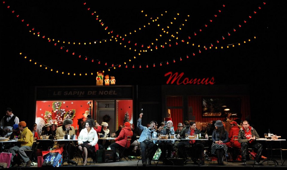 Η σπαρακτική όπερα Μποέμ στη Λυρική -Ενας άτυχος έρωτας, Χριστούγεννα στο Παρίσι [εικόνα]  | iefimerida.gr 0