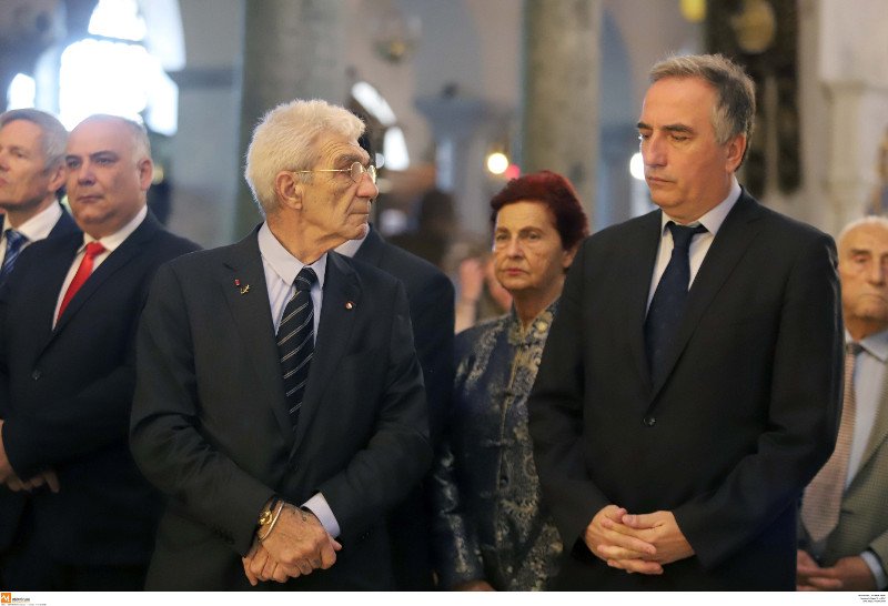 Ο Μπουτάρης εξηγεί γιατί δεν πήγε στην παρέλαση ο Καλαφάτης τον ρωτά γιατί δεν ενημέρωσε | iefimerida.gr 3