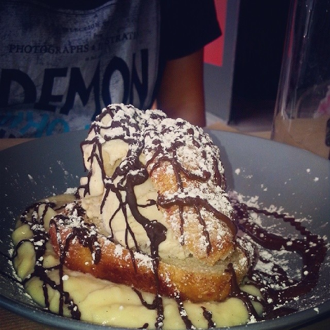 Πουράκι μπουγατσάν: Τρεις λιχουδιές σε ένα -Τι είναι αυτό το νέο γλυκό για το οποίο παραμιλούν όλοι [εικόνες]  | iefimerida.gr 2