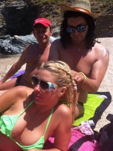 Σε τροχαίο ατύχημα ενεπλάκη στενός συνεργάτης της Μενεγάκη [εικόνες] | iefimerida.gr 1