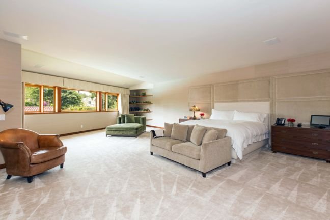 Στο σφυρί η βίλα του Μπρους Γουίλις - Ζητάει... μόνο 22 εκατ. δολάρια [εικόνες] | iefimerida.gr 1