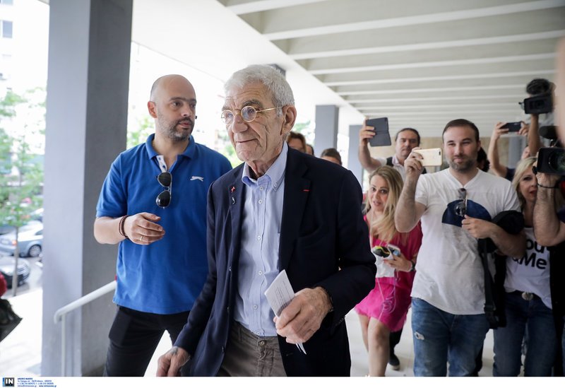 Στα δικαστήρια Θεσσαλονίκης ως πολιτικός ενάγων ο Μπουτάρης | iefimerida.gr 1