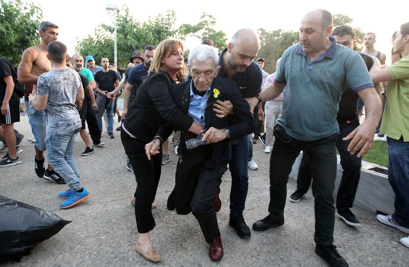 Η Καλυψώ Γούλα που έσωσε τον Μπουτάρη από τον λιντσάρισμα είναι υποψήφια ευρωβουλευτής της ΝΔ | iefimerida.gr 2