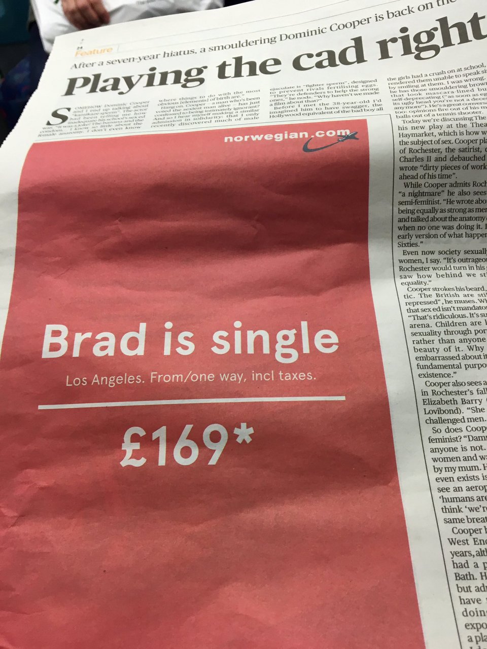 Απίστευτη διαφήμιση αεροπορικής: Ο Μπραντ Πιτ είναι μόνος, πηγαίνετε Λος Αντζελες με 196 ευρώ [εικόνες] | iefimerida.gr 0