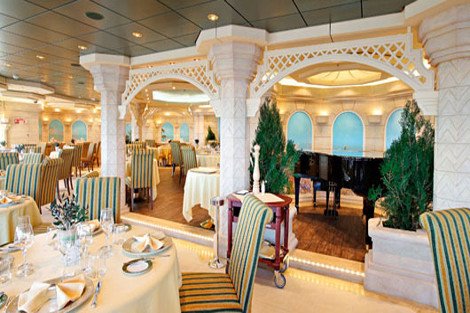 Στον Περαιά το MSC Divina το μεγαλύτερο και πιο χλιδάτο κρουαζιερόπλοιο της Μεσογείου [εικόνες] | iefimerida.gr 5