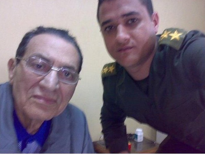 Ο Μουμπάρακ αθώος, η Πλατεία Ταχρίρ τελείωσε -Η Αραβική Ανοιξη πέθανε [βίντεο & εικόνες] | iefimerida.gr 0