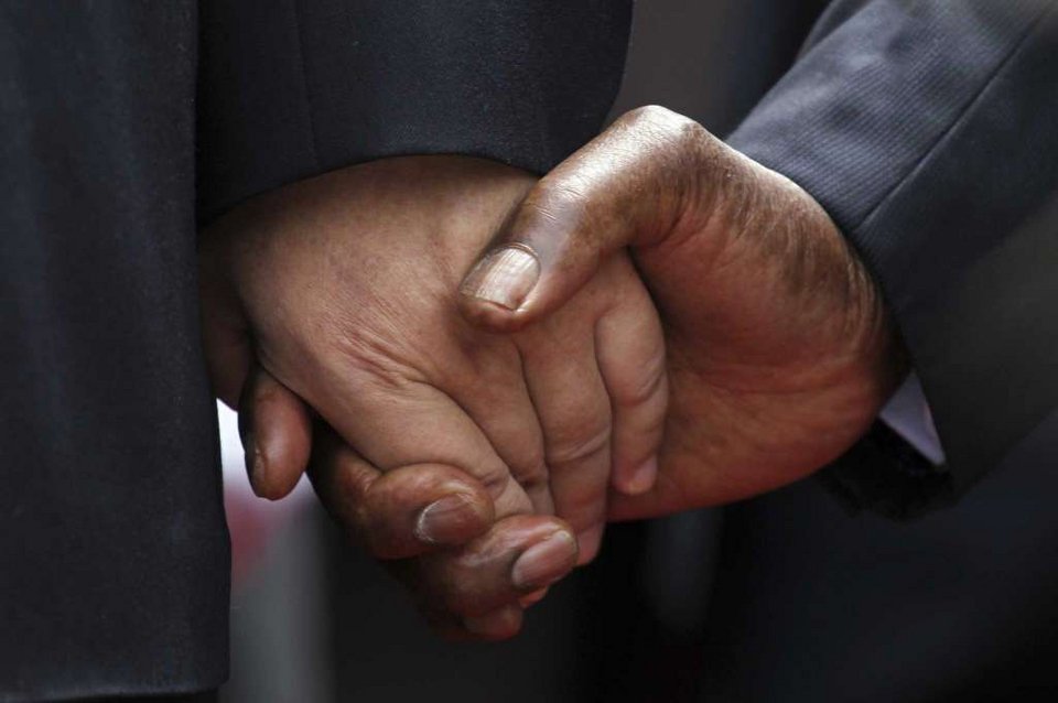 Ζιμπάμπουε: Η Κίνα επέτρεψε στον Μουγκάμπε να έχει εξουσία τόσα χρόνια [εικόνες] | iefimerida.gr 1