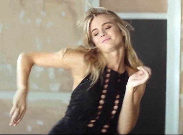 Την χώρισε ο Χάρι και κάνει πάταγο! [εικόνες & βίντεο] | iefimerida.gr 3