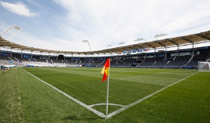 Ολα τα γήπεδα του EURO 2016 – Δέκα ποδοσφαιρικά στολίδια [εικόνες] | iefimerida.gr 6
