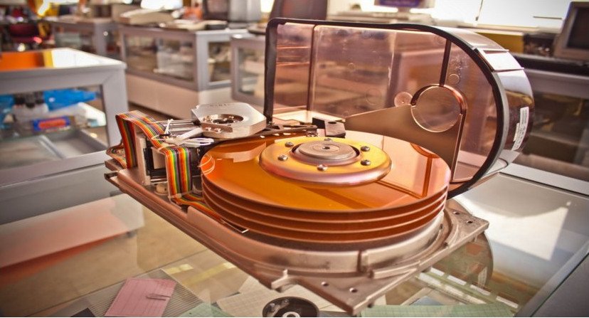 Ξαφνιάζει το Μουσείο Πληροφορικής στην Ελλάδα -Περιλαμβάνει 230 ιστορικά pc αλλά και το πρώτο ποντίκι από ξύλο  | iefimerida.gr 2