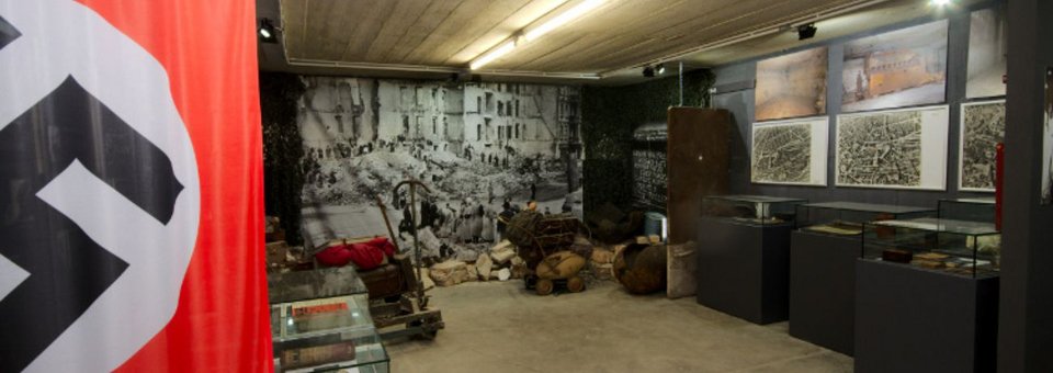 Εκαναν απομίμηση του καταφυγίου όπου αυτοκτόνησε ο Χίτλερ -Σάλος στο Βερολίνο [εικόνες] | iefimerida.gr 3