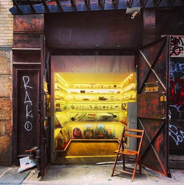 Το μικρότερο μουσείο του κόσμου βρίσκεται μέσα σε... ασανσέρ [εικόνες]  | iefimerida.gr 0