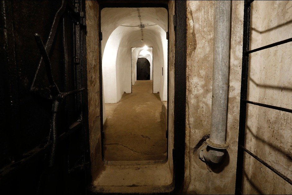 Μέσα στο καταφύγιο του Μουσολίνι -Οι τελευταίες ημέρες του Ιταλού δικτάτορα [εικόνες & βίντεο] | iefimerida.gr 0