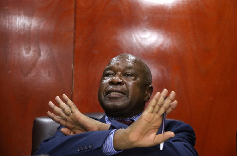 Ζιμπάμπουε: Χιλιάδες πολίτες στους δρόμους γιορτάζουν την αναμενόμενη πτώση του Μουγκάμπε [εικόνες]  | iefimerida.gr 4