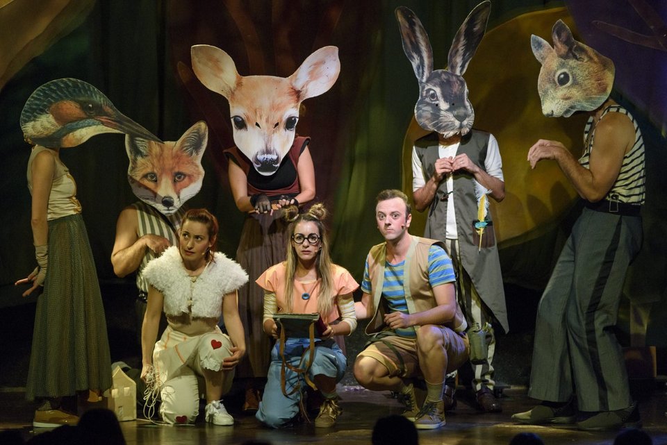 Δύο παιδικές παραστάσεις απαντούν στο «γιατί έζησαν αυτοί καλά και εμείς καλύτερα» [εικόνες] | iefimerida.gr 0