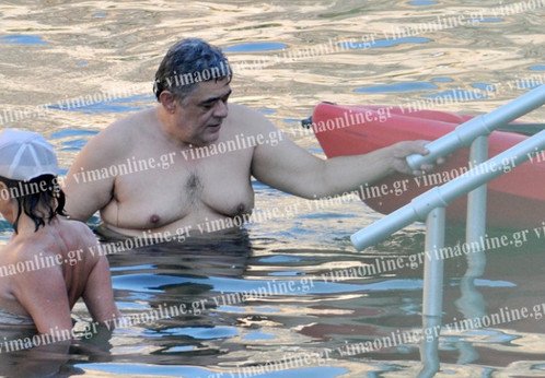Ο Μιχαλολιάκος και η Ζαρούλια με μαγιό στη Βουλιαγμένη, δύο ημέρες πριν τη σύλληψη [εικόνες] | iefimerida.gr 9
