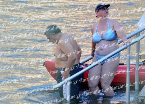 Ο Μιχαλολιάκος και η Ζαρούλια με μαγιό στη Βουλιαγμένη, δύο ημέρες πριν τη σύλληψη [εικόνες] | iefimerida.gr 2