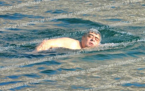 Ο Μιχαλολιάκος και η Ζαρούλια με μαγιό στη Βουλιαγμένη, δύο ημέρες πριν τη σύλληψη [εικόνες] | iefimerida.gr 8