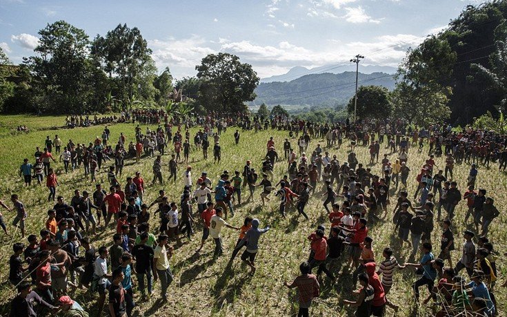  Τα ζόμπι της Ινδονησίας: Ενα ανατριχιαστικό τελετουργικό αιώνων που «ζωντανεύει» τους νεκρούς [εικόνες]  | iefimerida.gr 2