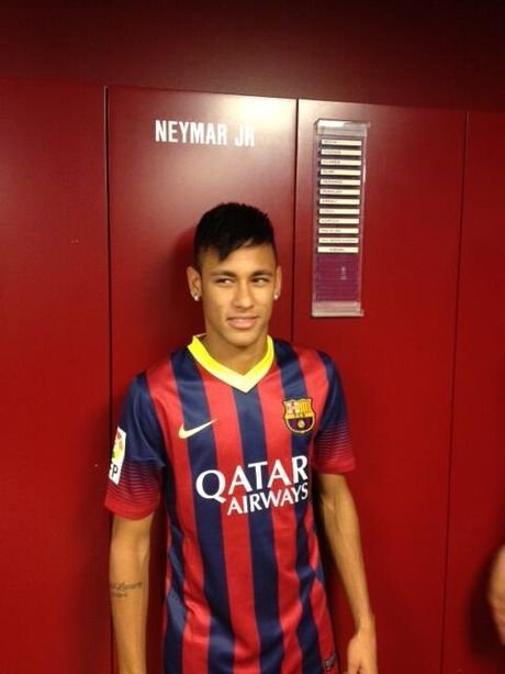 Χαμός για Νεϊμάρ – 55.000 κόσμος στο Καμπ Νόου για να υποδεχτεί το νέο αστέρι της Μπαρτσελόνα [εικόνες, βίντεο] | iefimerida.gr 0