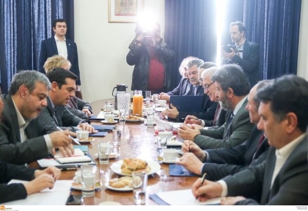 Πρωταγωνίστησε η Νοτοπούλου στη συνάντηση Τσίπρα με δημάρχους [εικόνες] | iefimerida.gr 5