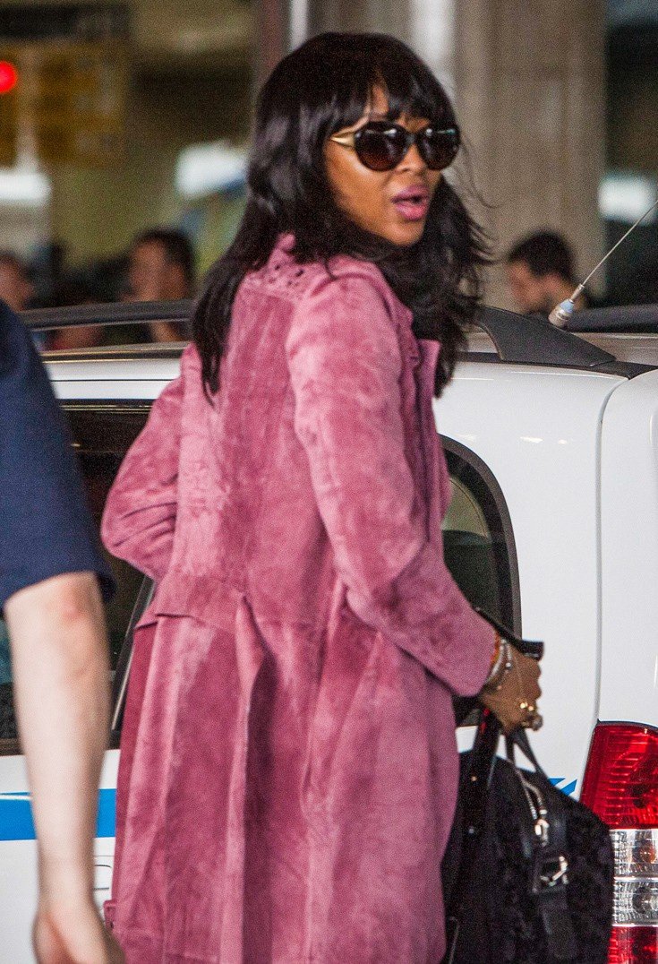 Σε αναπηρικό αμαξίδιο η Ναόμι Κάμπελ [εικόνες]  | iefimerida.gr 2