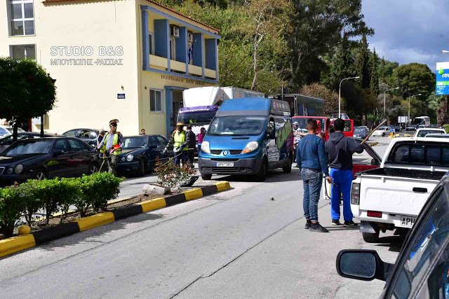 Ξύλο με σιδερολοστούς ανάμεσα σε Ρομά στο Ναύπλιο-  Πιάστηκαν στα χέρια για λίγο φαγητό [εικόνες & βίντεο] | iefimerida.gr 1
