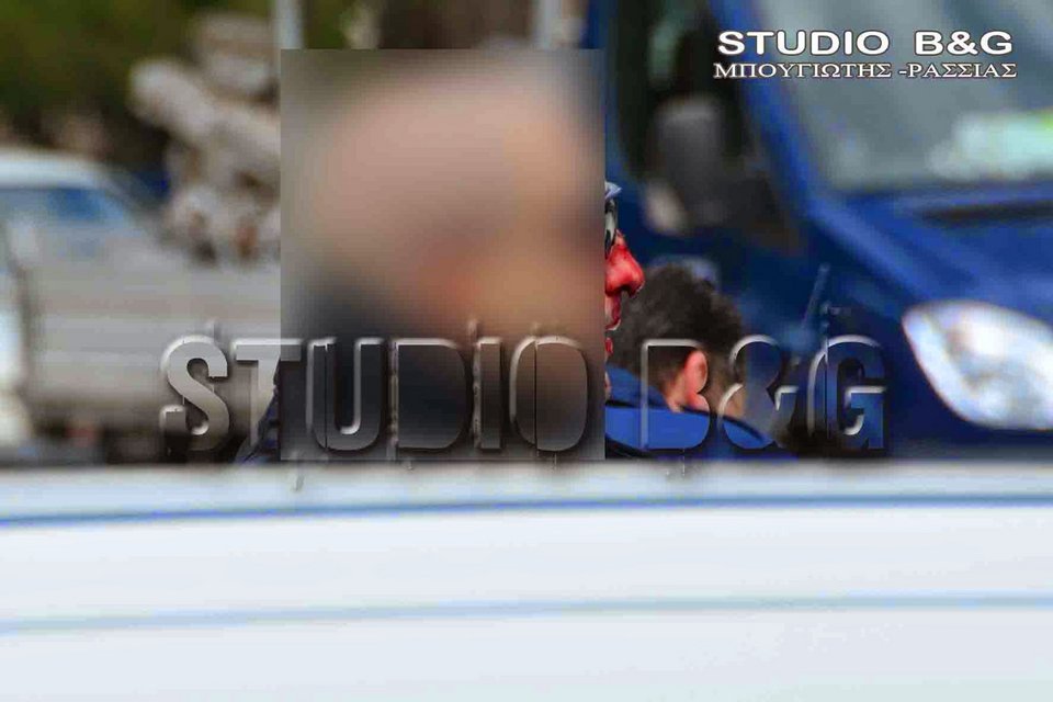 Ρομά έσπασαν στο ξύλο αστυνομικούς επειδή δεν τους άρεσε η δικαστική απόφαση [εικόνες & βίντεο] | iefimerida.gr 1