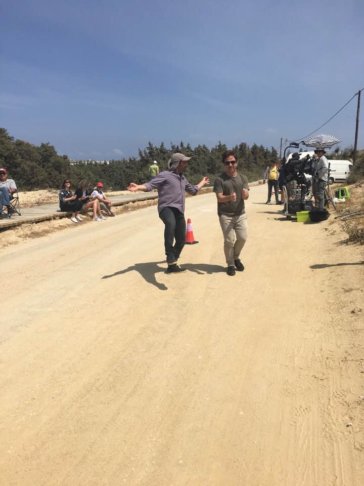 Νάξος: Επιναν αμέριμνοι καφέ όταν είδαν αυτοκίνητο να τρέχει χωρίς... οδηγό! [βίντεο] | iefimerida.gr 0