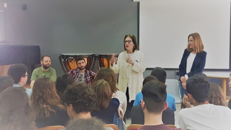 Η Νάνα Μούσχουρη στο πλευρό του Σ.Κ.Ε.Π (Συνδέσμου Κοινωνικής Ευθύνης για Παιδιά και Νέους) [εικόνα] | iefimerida.gr 0