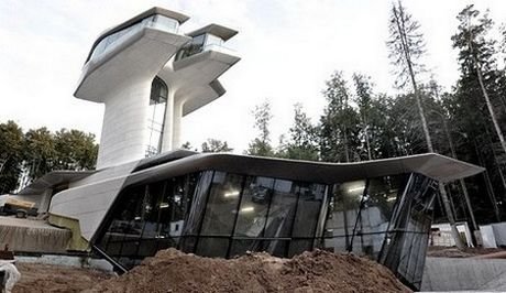 Η Ναόμι Κάμπελ πλέον θα ζει σε… διαστημόπλοιο [εικόνες] | iefimerida.gr 0